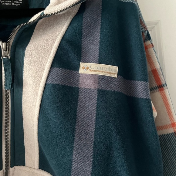 Columbia Plaid Fleece Jacket - Picture 3 of 6